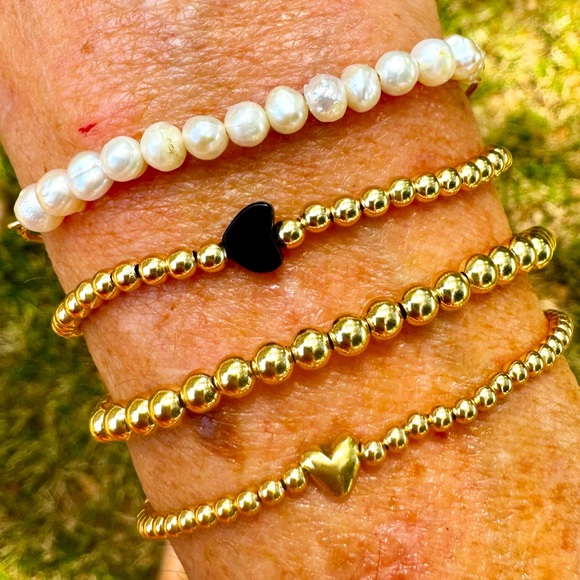 4mm handmade 14k gold filled bead stretch bracelet - Picture 3 of 8